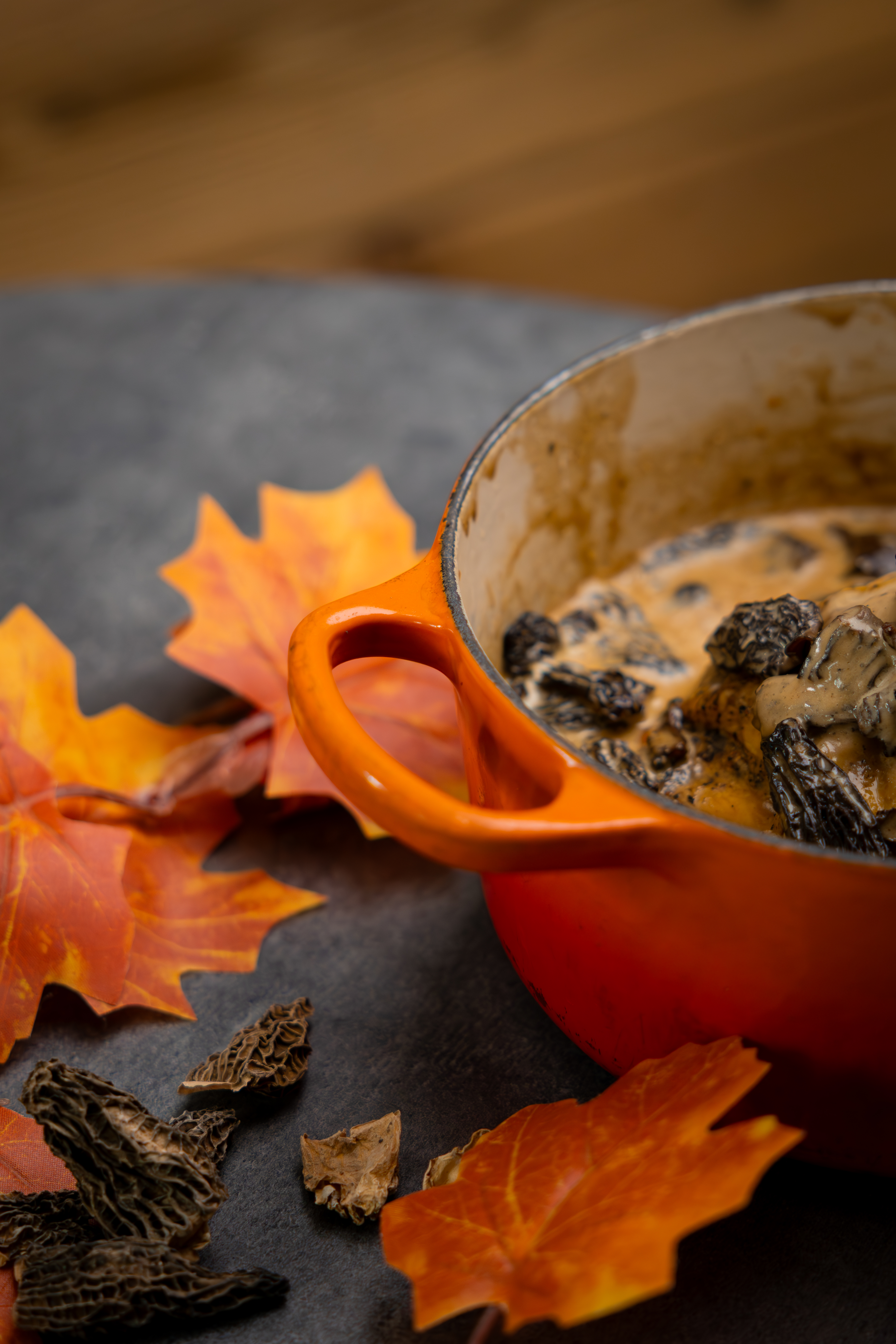 Poulet aux morilles et sauce au vin jaune